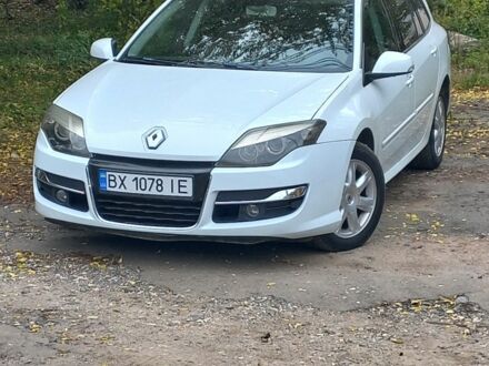Рено Лагуна 2011 в Хмельницком на Automoto.ua Белый Рено Лагуна, объемом двигателя 2 л и пробегом 274 тыс. км за 6500 $, фото 1 на Automoto.ua