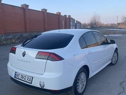 Рено Лагуна 2011 в Новомосковске на Automoto.ua Белый Рено Лагуна, объемом двигателя 1.5 л и пробегом 315 тыс. км за 6599 $, фото 1 на Automoto.ua