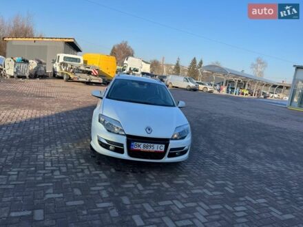 Білий Рено Лагуна, об'ємом двигуна 1.5 л та пробігом 300 тис. км за 7400 $, фото 1 на Automoto.ua