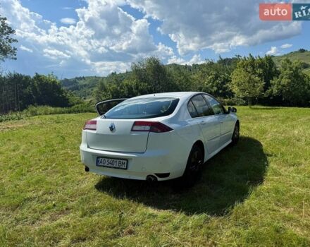 Белый Рено Лагуна, объемом двигателя 2 л и пробегом 290 тыс. км за 5800 $, фото 1 на Automoto.ua