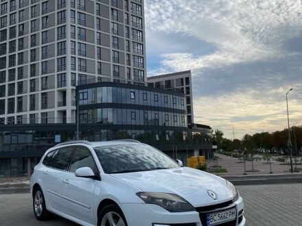 Білий Рено Лагуна, об'ємом двигуна 1.5 л та пробігом 412 тис. км за 5700 $, фото 1 на Automoto.ua