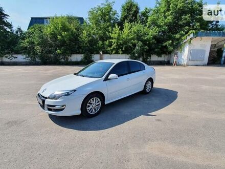 Рено Лагуна 2013 у Умани на Automoto.ua Білий Рено Лагуна, об'ємом двигуна 1.5 л та пробігом 295 тис. км за 9950 $, фото 1 на Automoto.ua