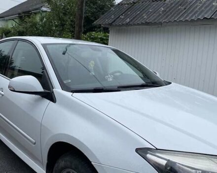 Білий Рено Лагуна, об'ємом двигуна 2 л та пробігом 205 тис. км за 7999 $, фото 1 на Automoto.ua