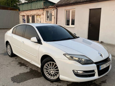 Рено Лагуна 2013 в Балаклее на Automoto.ua Белый Рено Лагуна, объемом двигателя 1.5 л и пробегом 225 тыс. км за 7300 $, фото 1 на Automoto.ua