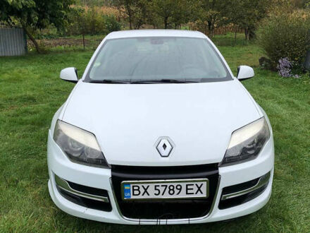Рено Лагуна 2014 у Каменце-Подольском на Automoto.ua Білий Рено Лагуна, об'ємом двигуна 2 л та пробігом 318 тис. км за 5500 $, фото 1 на Automoto.ua