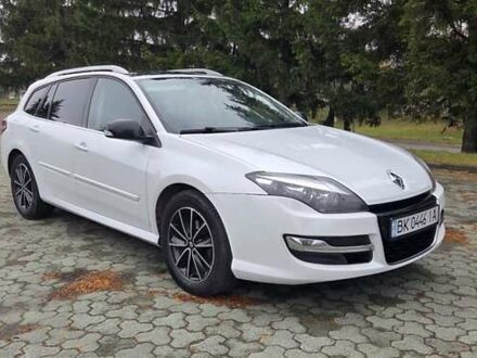 Белый Рено Лагуна, объемом двигателя 1.5 л и пробегом 222 тыс. км за 8499 $, фото 1 на Automoto.ua