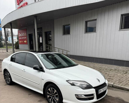 Белый Рено Лагуна, объемом двигателя 1.46 л и пробегом 300 тыс. км за 9500 $, фото 1 на Automoto.ua