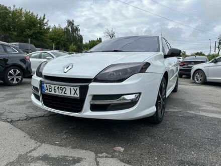 Рено Лагуна 2015 в Виннице на Automoto.ua Белый Рено Лагуна, объемом двигателя 2 л и пробегом 270 тыс. км за 8000 $, фото 1 на Automoto.ua