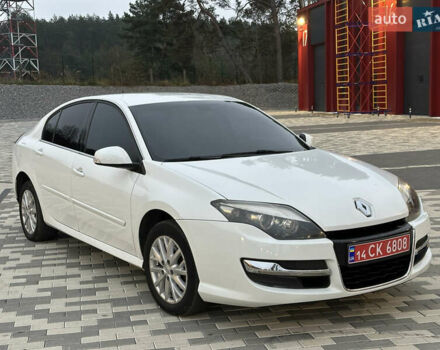 Белый Рено Лагуна, объемом двигателя 1.5 л и пробегом 220 тыс. км за 7500 $, фото 1 на Automoto.ua