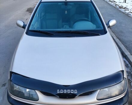 Бежевый Рено Лагуна, объемом двигателя 2 л и пробегом 250 тыс. км за 1900 $, фото 2 на Automoto.ua