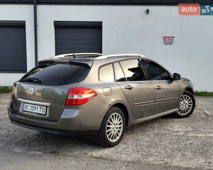 Бежевый Рено Лагуна, объемом двигателя 1.5 л и пробегом 250 тыс. км за 7100 $, фото 1 на Automoto.ua