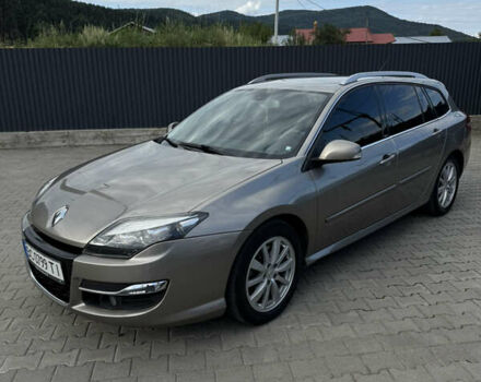 Бежевый Рено Лагуна, объемом двигателя 2 л и пробегом 313 тыс. км за 7100 $, фото 6 на Automoto.ua