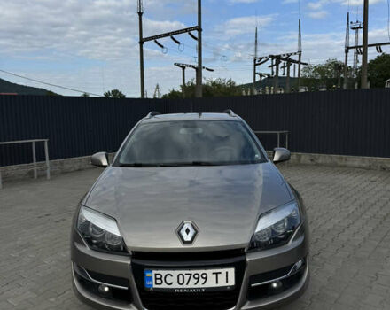 Бежевый Рено Лагуна, объемом двигателя 2 л и пробегом 313 тыс. км за 7100 $, фото 3 на Automoto.ua