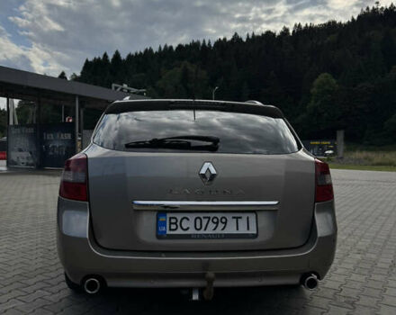 Бежевый Рено Лагуна, объемом двигателя 2 л и пробегом 313 тыс. км за 7100 $, фото 5 на Automoto.ua