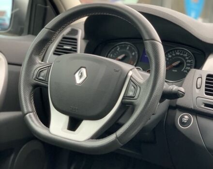 Бежевый Рено Лагуна, объемом двигателя 1.5 л и пробегом 260 тыс. км за 9000 $, фото 9 на Automoto.ua