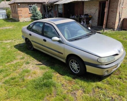 Бежевый Рено Лагуна, объемом двигателя 1.8 л и пробегом 332 тыс. км за 2200 $, фото 1 на Automoto.ua