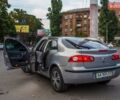 Бежевый Рено Лагуна, объемом двигателя 1.6 л и пробегом 182 тыс. км за 6500 $, фото 7 на Automoto.ua