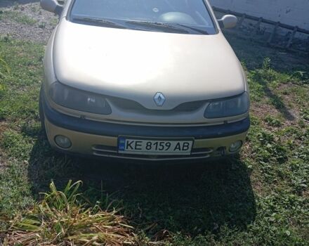 Бежевый Рено Лагуна, объемом двигателя 2 л и пробегом 308 тыс. км за 120000 $, фото 1 на Automoto.ua