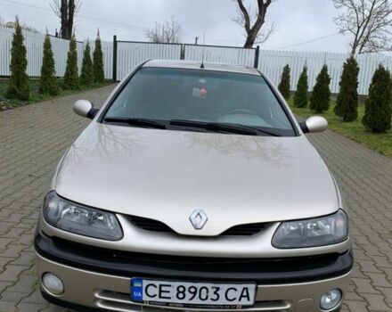 Бежевый Рено Лагуна, объемом двигателя 1.6 л и пробегом 300 тыс. км за 2000 $, фото 1 на Automoto.ua