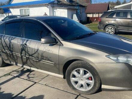 Рено Лагуна 2010 у Києві на Automoto.ua Бежевий Рено Лагуна, об'ємом двигуна 1.5 л та пробігом 270 тис. км за 5600 $, фото 1 на Automoto.ua
