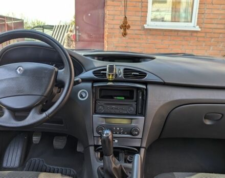 Черный Рено Лагуна, объемом двигателя 1.8 л и пробегом 314 тыс. км за 4200 $, фото 5 на Automoto.ua