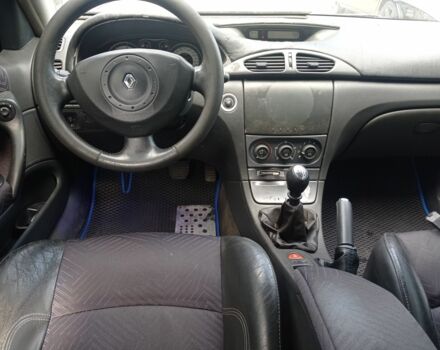 Черный Рено Лагуна, объемом двигателя 1.9 л и пробегом 243 тыс. км за 2700 $, фото 4 на Automoto.ua