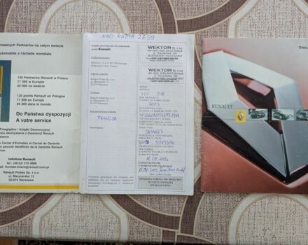 Черный Рено Лагуна, объемом двигателя 1.8 л и пробегом 314 тыс. км за 4200 $, фото 8 на Automoto.ua