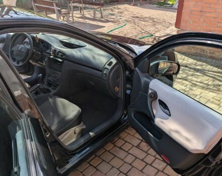 Черный Рено Лагуна, объемом двигателя 1.8 л и пробегом 314 тыс. км за 4200 $, фото 11 на Automoto.ua