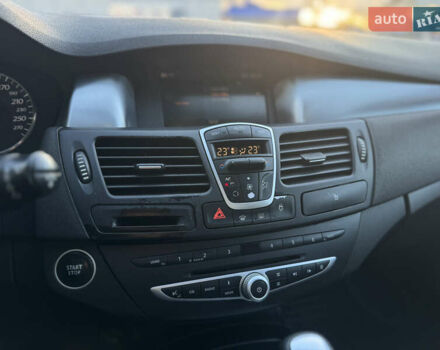 Черный Рено Лагуна, объемом двигателя 2 л и пробегом 284 тыс. км за 6490 $, фото 16 на Automoto.ua