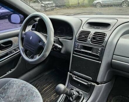 Черный Рено Лагуна, объемом двигателя 2 л и пробегом 200 тыс. км за 1400 $, фото 17 на Automoto.ua