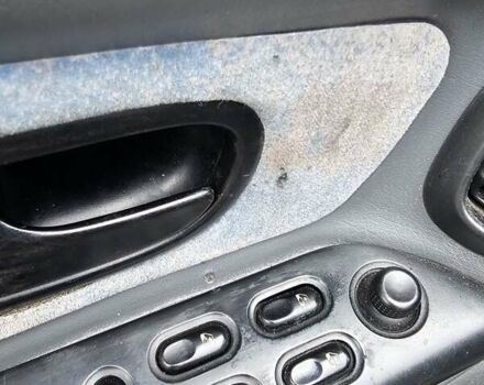 Черный Рено Лагуна, объемом двигателя 2 л и пробегом 200 тыс. км за 1100 $, фото 12 на Automoto.ua