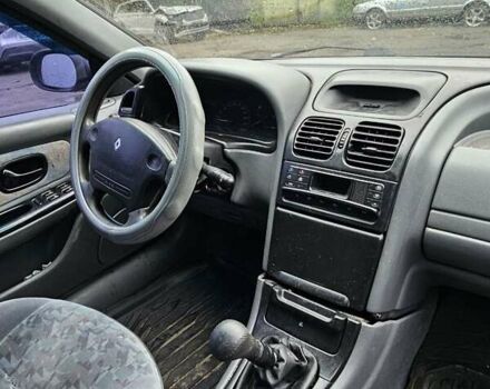 Черный Рено Лагуна, объемом двигателя 2 л и пробегом 200 тыс. км за 1100 $, фото 15 на Automoto.ua
