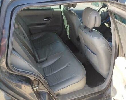 Черный Рено Лагуна, объемом двигателя 2.2 л и пробегом 363 тыс. км за 3300 $, фото 10 на Automoto.ua