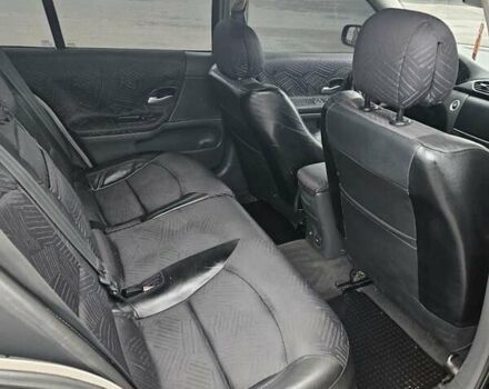 Черный Рено Лагуна, объемом двигателя 1.8 л и пробегом 252 тыс. км за 4000 $, фото 10 на Automoto.ua