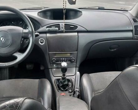 Черный Рено Лагуна, объемом двигателя 2 л и пробегом 327 тыс. км за 3500 $, фото 17 на Automoto.ua