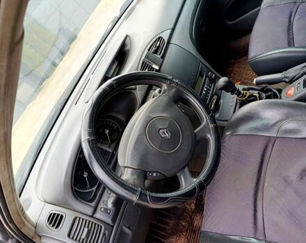 Черный Рено Лагуна, объемом двигателя 1.9 л и пробегом 395 тыс. км за 3500 $, фото 4 на Automoto.ua