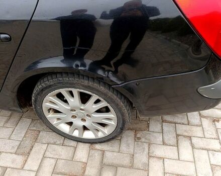 Черный Рено Лагуна, объемом двигателя 1.9 л и пробегом 395 тыс. км за 3500 $, фото 5 на Automoto.ua