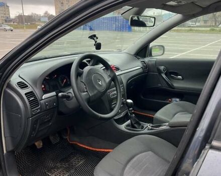 Черный Рено Лагуна, объемом двигателя 1.9 л и пробегом 293 тыс. км за 4500 $, фото 7 на Automoto.ua