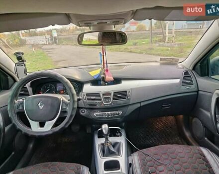 Черный Рено Лагуна, объемом двигателя 2 л и пробегом 262 тыс. км за 5500 $, фото 9 на Automoto.ua