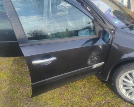 Рено Лагуна 2007 в Новорад-Волынском на Automoto.ua Черный Рено Лагуна, объемом двигателя 1.9 л и пробегом 224 тыс. км за 2800 $, фото 1 на Automoto.ua
