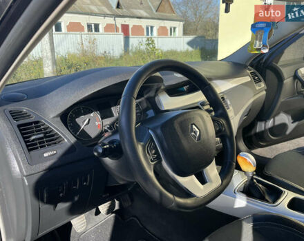 Черный Рено Лагуна, объемом двигателя 2 л и пробегом 276 тыс. км за 7700 $, фото 32 на Automoto.ua