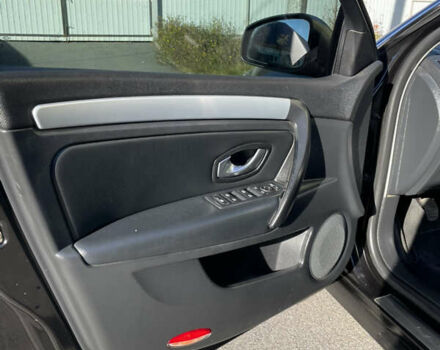 Черный Рено Лагуна, объемом двигателя 2 л и пробегом 276 тыс. км за 7700 $, фото 17 на Automoto.ua