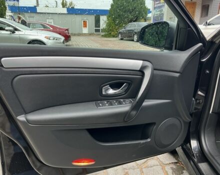 Чорний Рено Лагуна, об'ємом двигуна 2 л та пробігом 378 тис. км за 6500 $, фото 9 на Automoto.ua