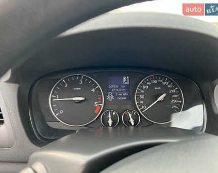 Чорний Рено Лагуна, об'ємом двигуна 2 л та пробігом 273 тис. км за 6600 $, фото 16 на Automoto.ua