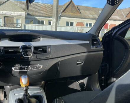 Черный Рено Лагуна, объемом двигателя 2 л и пробегом 276 тыс. км за 7700 $, фото 36 на Automoto.ua