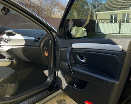 Черный Рено Лагуна, объемом двигателя 2 л и пробегом 276 тыс. км за 7700 $, фото 27 на Automoto.ua