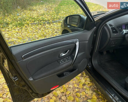 Черный Рено Лагуна, объемом двигателя 1.5 л и пробегом 302 тыс. км за 5950 $, фото 2 на Automoto.ua