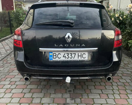 Рено Лагуна 2010 в Стрые на Automoto.ua Черный Рено Лагуна, объемом двигателя 2 л и пробегом 300 тыс. км за 6900 $, фото 1 на Automoto.ua
