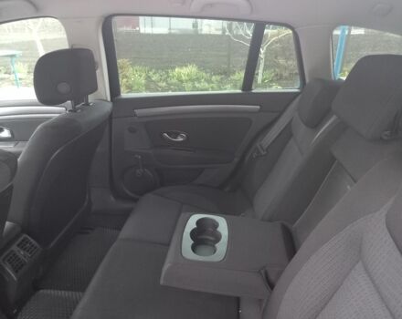 Черный Рено Лагуна, объемом двигателя 2 л и пробегом 309 тыс. км за 7500 $, фото 5 на Automoto.ua