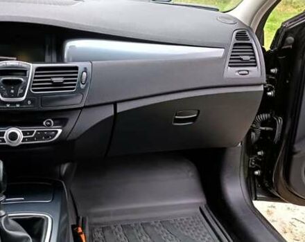 Рено Лагуна 2010 в Лановцах на Automoto.ua Черный Рено Лагуна, объемом двигателя 1.5 л и пробегом 246 тыс. км за 6500 $, фото 11 на Automoto.ua